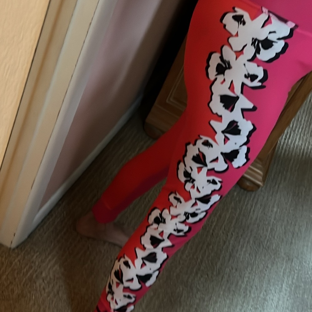 Stella McCartney-Adidas 2-Tone Leggings w/Floral Print - Picture 9 of 10